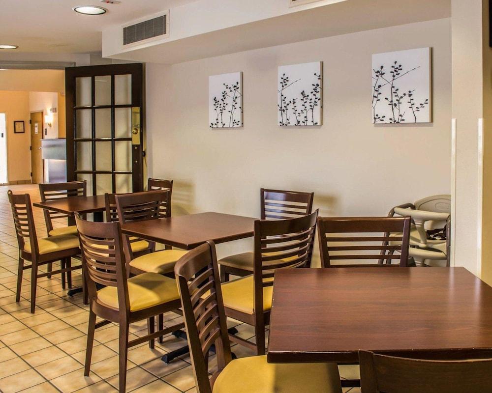 Sleep Inn Стонтон Екстер'єр фото
